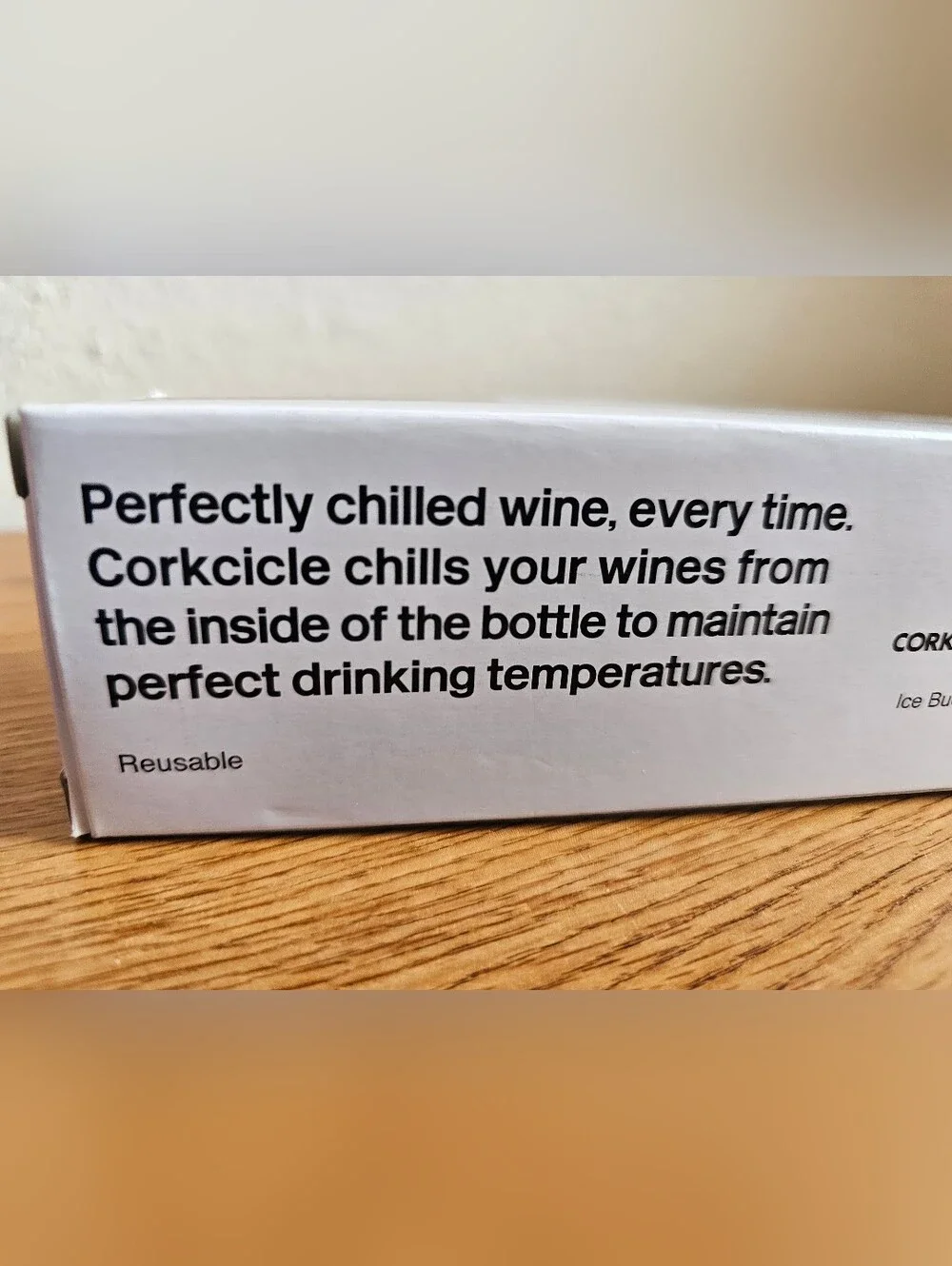 Corkcicle Wine Stopper Chiller Keeps Cold NEW Freeze Reusable Beverage Chill